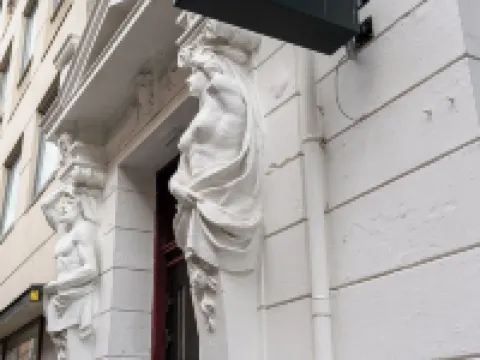 โบฮีเมียน โรงแรม - เซลฟ์เซอร์วิส โรงแรมในบาร์เกิน