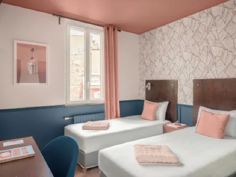 Hôtel Biskui Hotels near LVMH Fragrance Brands