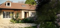 Les Hauts Du Val Chambres et tables d'hotes Hôtels à : Thoiry