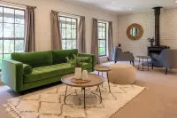 Furche Barossa Vineyard & Fireplace