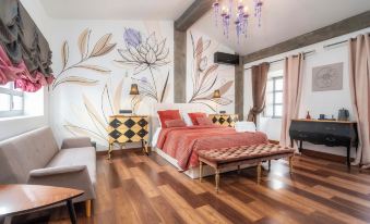 Oakmoon House