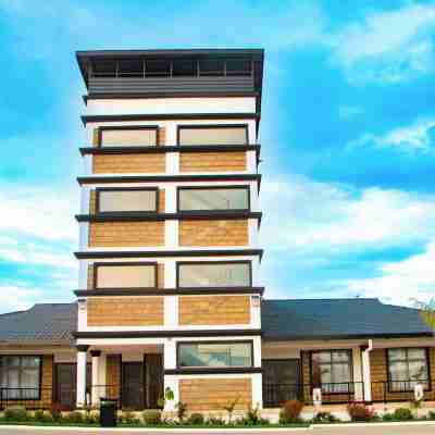 Avian Court Hotel Hotel Exterior