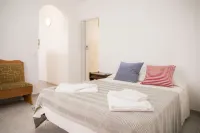 A13- Ultra Central Studio by Dreamalgarve - parking