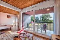 Village Club Kerlannic Отели рядом с достопримечательностью «Port Crouesty»