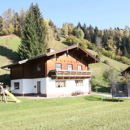 Chalet in Wagrain Near Ski Lift