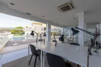Cliffs Apartment - Astonishing Bay View