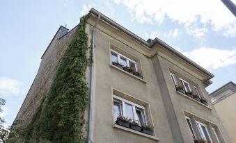 The Queen Luxury Apartments - Villa Medici