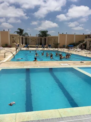 Platinum Hotel