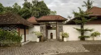 Tattva Ubud Retreat & Wellness Hotel dekat Coco Mart Blahkiuh