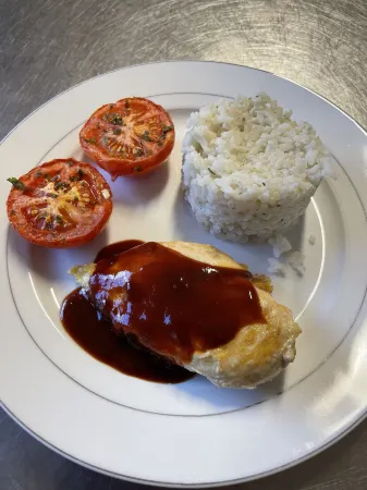 Logis Hôtel le Clement V Отели в г. Тавель