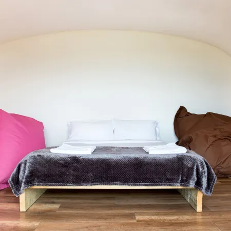 Atlantic Surf Pods - Campsite