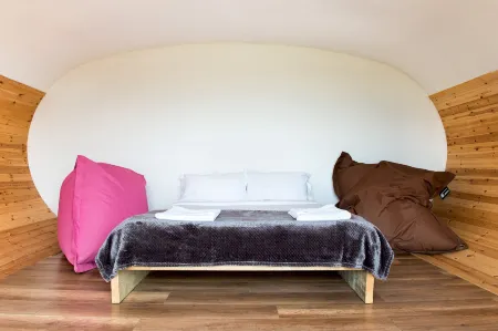 Atlantic Surf Pods - Campsite