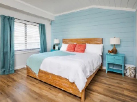 Surf House Hotels in Hampton