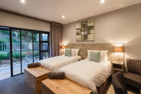 The Greens Guest House Отели рядом с достопримечательностью «Knysna Driving Range»