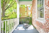 Hudson Mariner Hotels in Hudson