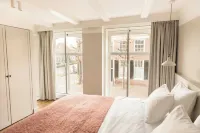 Boutique Hotel Weesp Hôtels à proximité de : De Theetuin van Weesp op Bastion Bakkerschans uit 1674