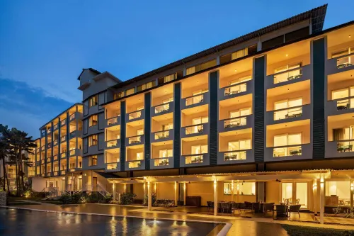Ramada by Wyndham Goa Arpora Hotels in Parra