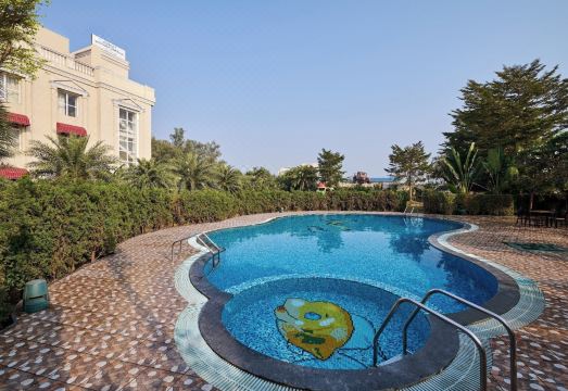 로열 킹덤 사로바 포르티코 객실