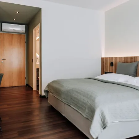 Heinhotel Vienna Airport