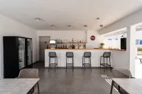 Evripus套房飯店 - 酒吧