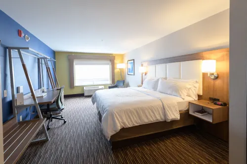 Holiday Inn Express & Suites JAMESTOWN by IHG Hotels in Jamestown