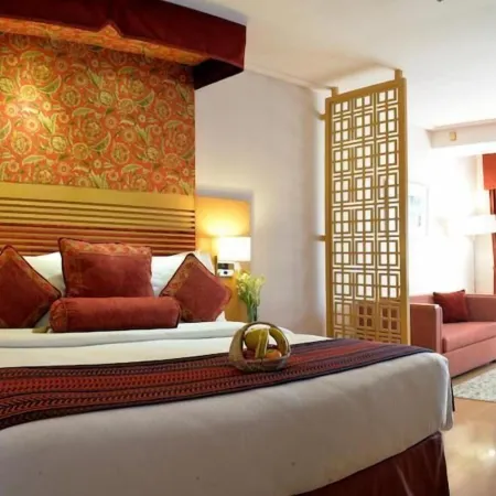 Park Lane Hotel