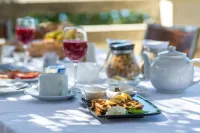 Arts in Hotel Conde Carvalhal - Morgenmad