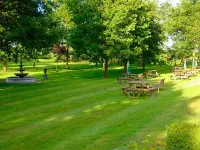 The Boars Head Hotel Hotel dekat Tutbury Castle