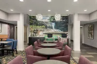 La Quinta Inn & Suites by Wyndham Cookeville - Breakfast