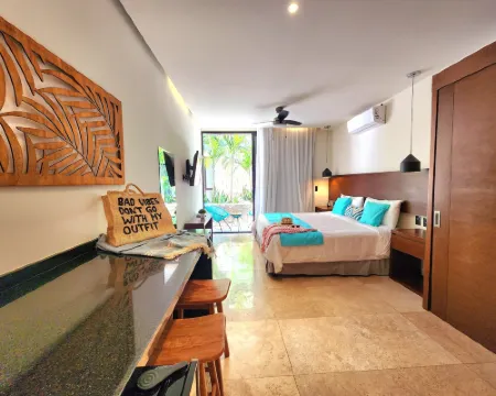 Meliora โดย Bunik โรงแรมในปลายาเดลการ์เมน