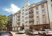 Bearsleys Archers Apartments with Parking - بيت ضيافة