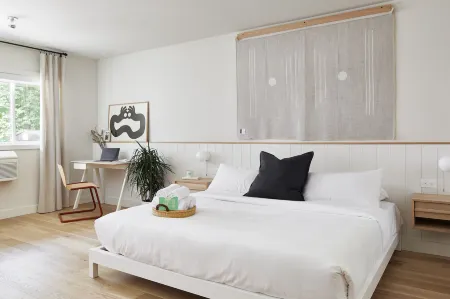 Somewhere Inn Calabogie Отели в г. Calabogie