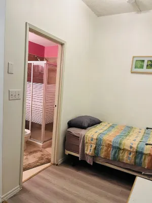 Moe's Suite Hotel Hotels in Financial District