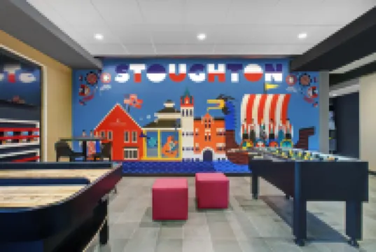 トゥルー バイ ヒルトン ストートン