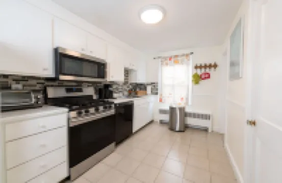 Lovely 1.5 bedroom in the great historic town