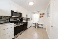 Lovely 1.5 bedroom in the great historic town