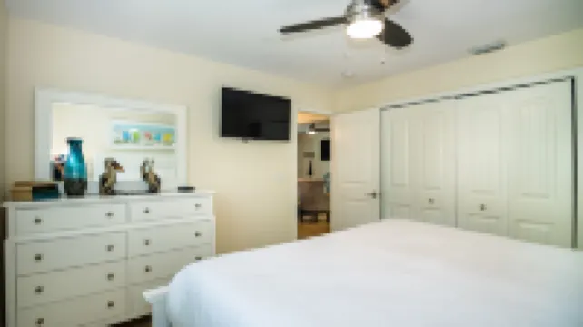 Heated Pool and Bikes for Beach Adventures - Gorgeous Coastal Retreat