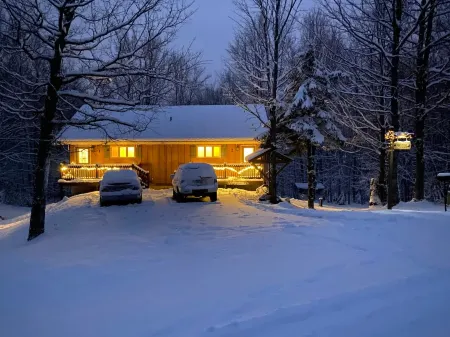 Cabin Fevers 2 @ Big Powderhorn & Pet Friendly!