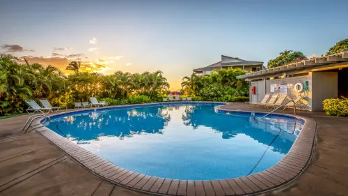 Relaxing Getaway with Private Lanai and Modern Kitchen - Stunning Ocean View