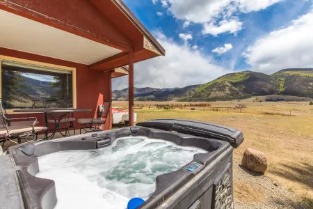 Private Hot Tub and Fishing Access - Charming Cabin Retreat