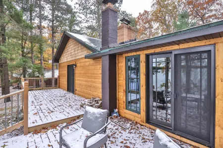 Lakefront Access and Cozy Fireplace - Charming Retreat