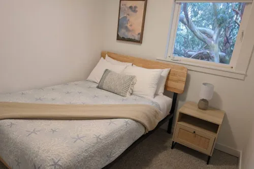 Beachfront Access and Kitchenette - Stylish Coastal Haven Hotels in Rockaway Beach