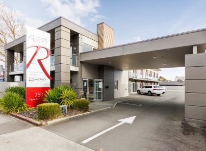 Fitzherbert Regency Motor Lodge