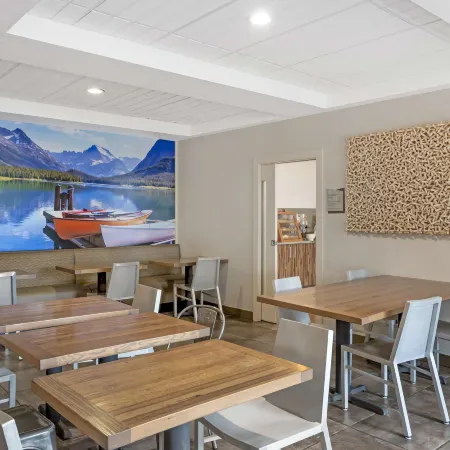 Best Western Plus Grant Creek Inn
