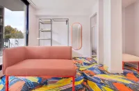 Adge Hotel & Residence