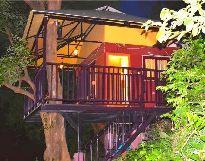 Brahmaputra Jungle Resort のホテル