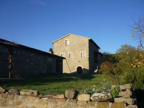 A place for the muse, unusually close to nature, but luxurious and well connected. Hotels in Deruta