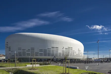 Green Hôtels Bordeaux Arena Отели в г. Кадожак
