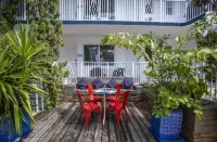 بيتش سايد أول سويتس هوتل