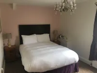 Bridge Farm Guesthouse Rooms Hotels in Winford